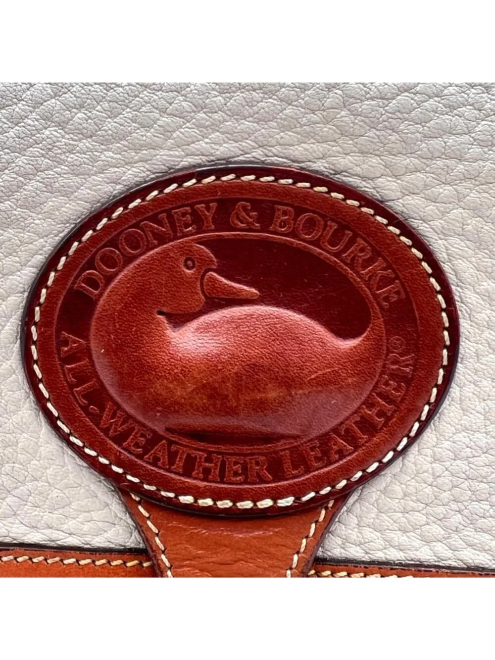 Dooney & Bourke Vintage All-Weather Leather Purse Shoulder Bag Tan Made in USA - Picture 2 of 16